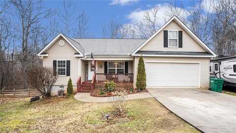 735 Hummingbird Court, Clarkesville, GA 30523