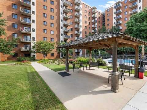 300 JOHNSON FERRY Road NE, Atlanta, GA 30328