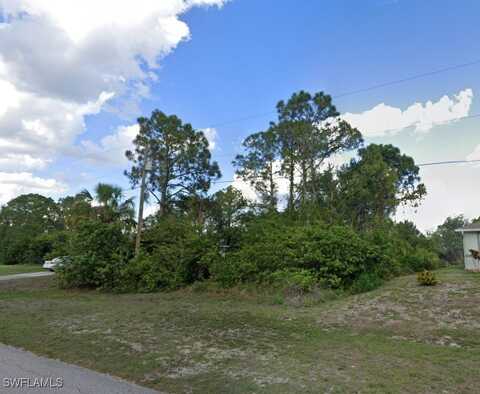 527 Eisenhower Boulevard, Lehigh Acres, FL 33974