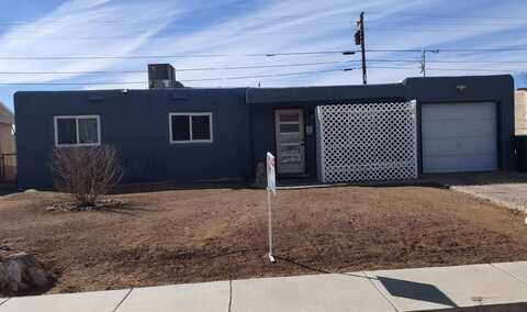 916 SAGE Street, Grants, NM 87020