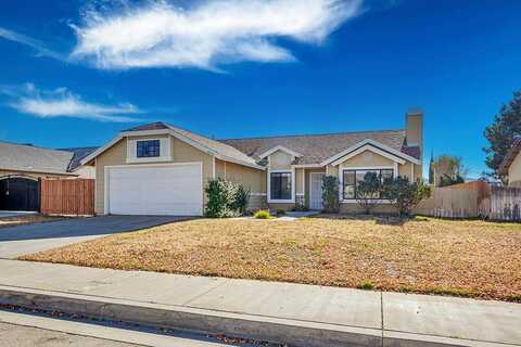 4058 Saddleback Road, Palmdale, CA 93552