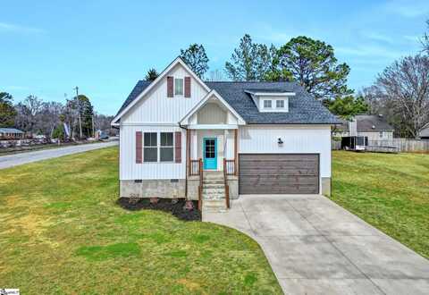 101 Stratford Place, Clinton, SC 29325