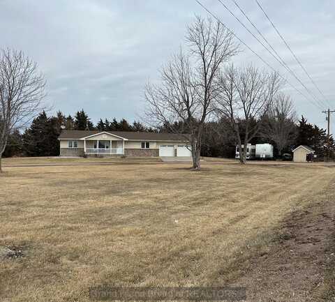 8985 S Locust, Doniphan, NE 68832