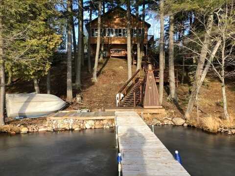 330 SWAN DR, Watersmeet, MI 49969