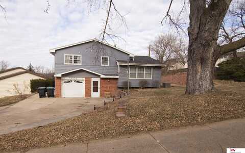 7624 Nebraska Avenue, Omaha, NE 68134