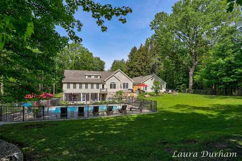 1961 Lakeshore Drive, Fennville, MI 49408