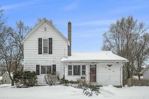 221 E Center Street, Belding, MI 48809