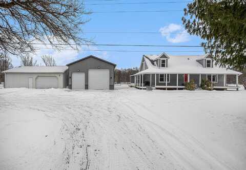 8668 N 40th Street, Augusta, MI 49012