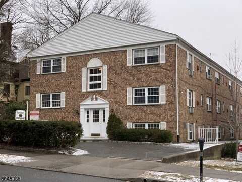 48-50 Elm St, Morristown, NJ 07960