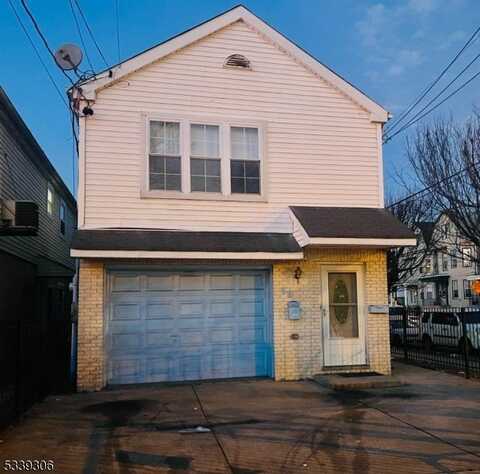 55 Chester Ave, Newark, NJ 07104