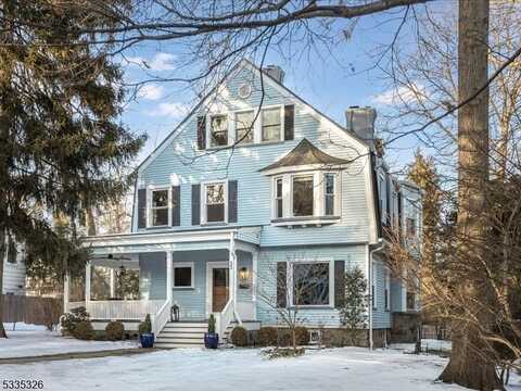 55 Warren Pl, Montclair, NJ 07042