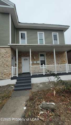 280-282 E Main, Plymouth, PA 18651