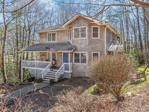 12 Hemlock Woods Drive, Highlands, NC 28741