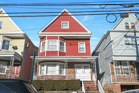 73 WEST 29TH ST, Bayonne, NJ 07002