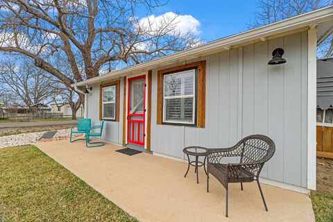 201 Sycamore, Tow, TX 78672