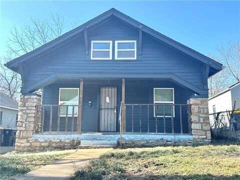 6818 Monroe Avenue, Kansas City, MO 64132