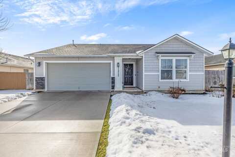 11717 Walden St, Caldwell, ID 83605