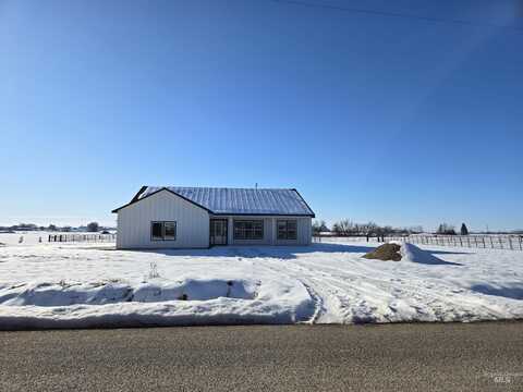 6331 Adams Rd, New Plymouth, ID 83655