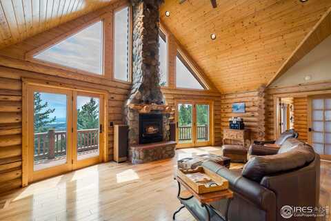 555 James Park Trl, Loveland, CO 80537