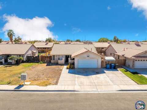 622 Tiger Lily Ln, Imperial, CA 92251