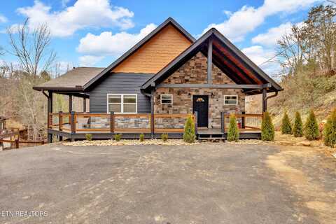 1608 Mitchell Farm Rd, Sevierville, TN 37876