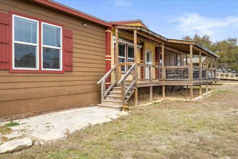 592 PR 1510, Bandera, TX 78003