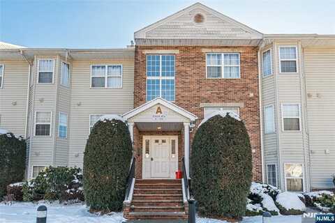 8 Mountain View Court 8, Riverdale, NJ 07457