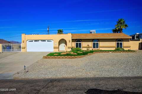 2205 Runabout Dr, Lake Havasu City, AZ 86403