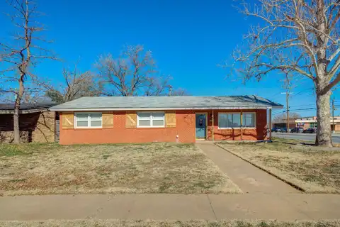 2102 56th Street, Lubbock, TX 79412