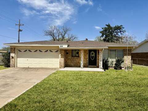4520 48th Street, Lubbock, TX 79414