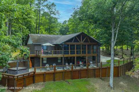 57 Lakeview Pt, Alexander City, AL 35010