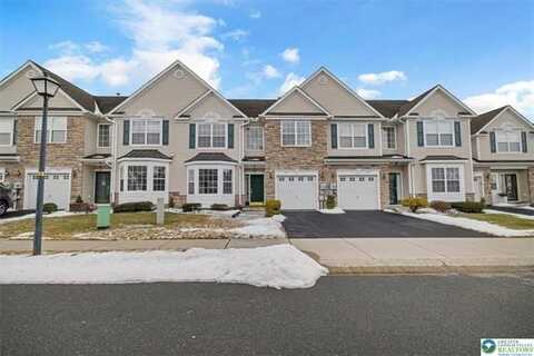 517 Harvest Drive, Maiden Creek, PA 19510