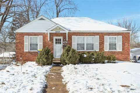 3423 Westridge Lane, Saint Ann, MO 63074