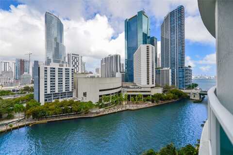 31 SE 5th St, Miami, FL 33131
