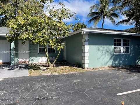 681 Berkeley St, Boca Raton, FL 33487