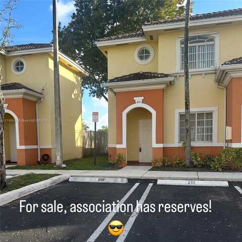 7180 NW 174th Ter, Hialeah, FL 33015