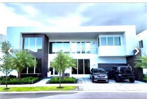 7454 NW 103rd Ct, Doral, FL 33178