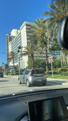 19201 Collins Ave, Sunny Isles Beach, FL 33160