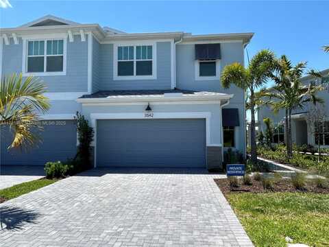 3552 NW Solange Ct, Jensen Beach, FL 34957