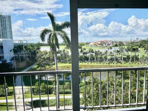 200 Diplomat Pkwy, Hallandale Beach, FL 33009