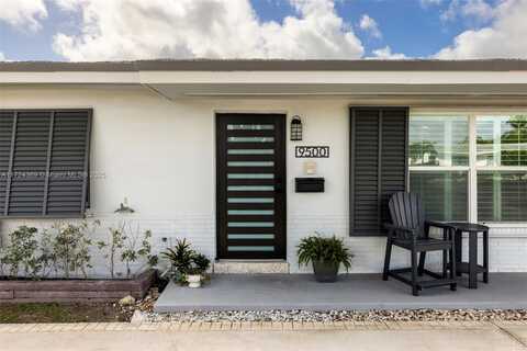 9500 SW 51st Ter, Miami, FL 33165