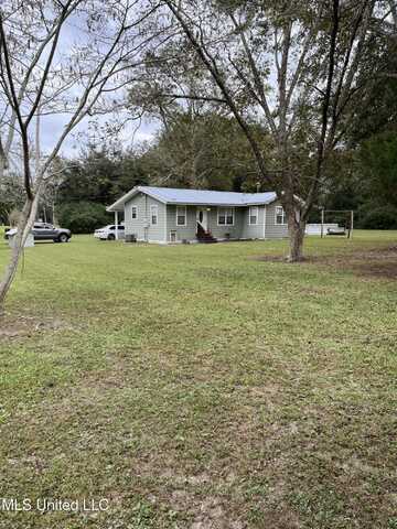 107 Nobles Drive, Lucedale, MS 39452