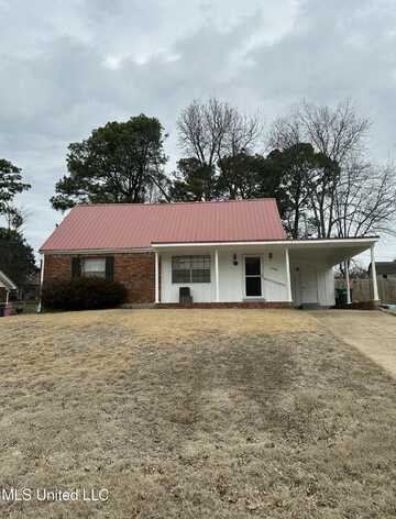 1388 Moss Point Drive, Southaven, MS 38671