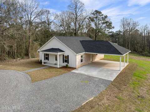 110 Bob Simpson Road, Poplarville, MS 39470