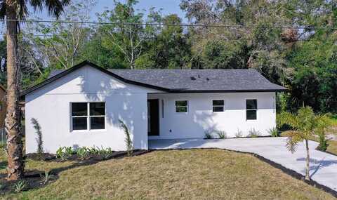 2033 N ORANGE STREET, MOUNT DORA, FL 32757