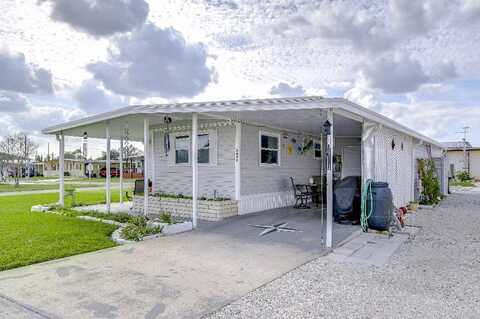 4641 MADISON AVENUE, ZEPHYRHILLS, FL 33541