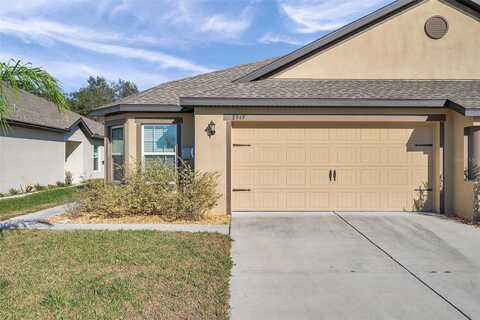 8949 SOUTHERN CHARM CIRCLE, BROOKSVILLE, FL 34613