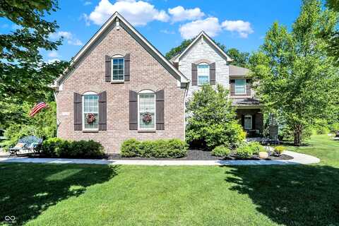 11226 Aviemore Court, Zionsville, IN 46077