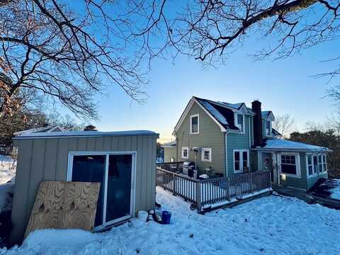 3 Crescent Rd, Burlington, MA 01803