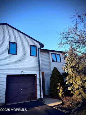 255 Plum Drive, Marlboro, NJ 07746